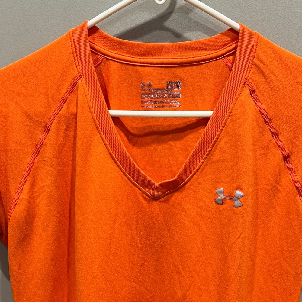 Under Armour Women's Orange V-Neck Tee